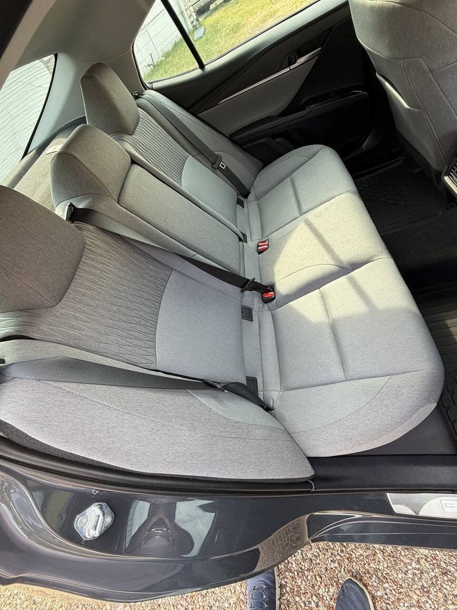 Used 2025 Toyota Camry LE w/ Convenience Package FWD image 30