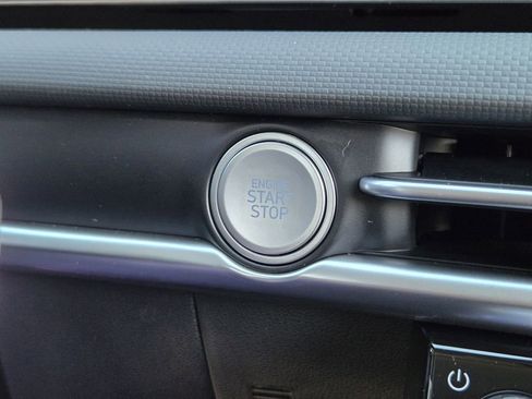 New 2026 Hyundai Tucson Blue SE image 16