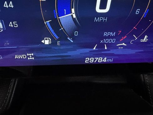 Used 2025 Chevrolet Equinox LT w/ Convenience Package II image 24