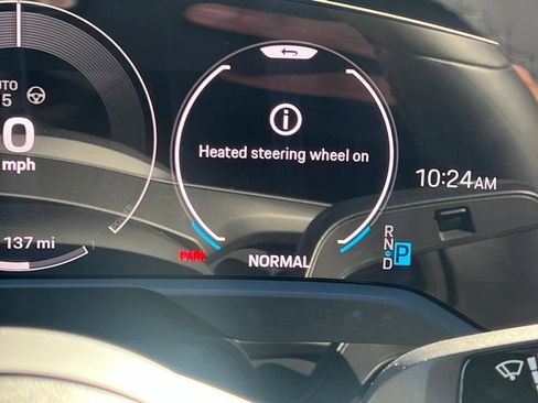 New 2025 Porsche Taycan image 19