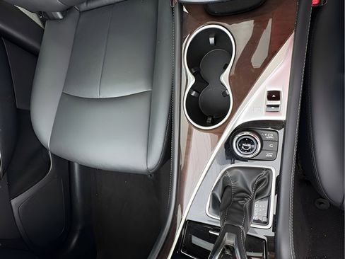 Used 2018 INFINITI Q50 Luxe w/ Essential Package (3.0T Luxe) image 22