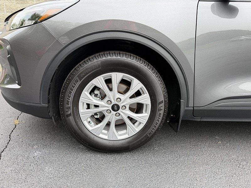 Used 2024 Ford Escape Active FWD image 7