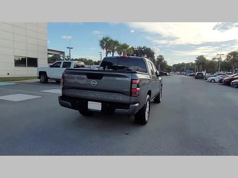 Used 2023 Nissan Frontier SV w/ SV Convenience Package image 31