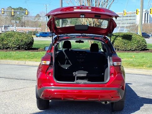 Used 2023 Nissan Kicks SV image 27