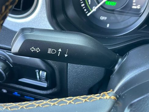 Used 2024 Jeep Wrangler Unlimited AWD/4WD image 45