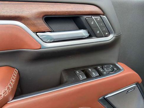 New 2026 GMC Sierra 2500 Denali Ultimate AWD/4WD image 18