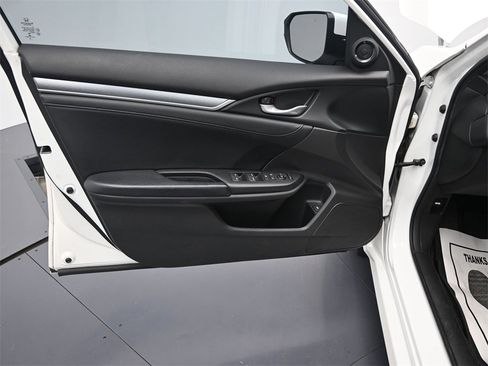 Used 2017 Honda Civic EX-L image 16