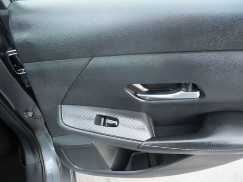 Used 2021 Nissan Sentra SV image 27