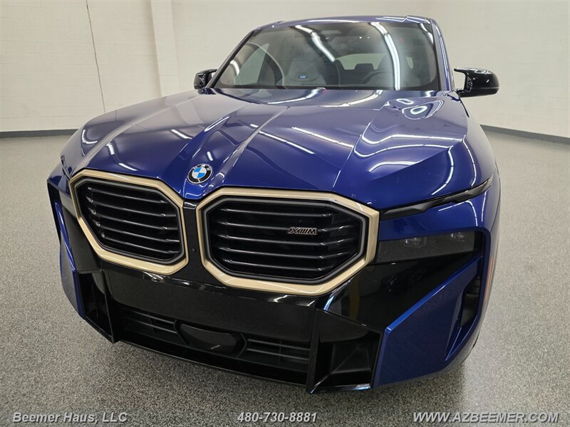 Used 2023 BMW XM AWD/4WD image 1
