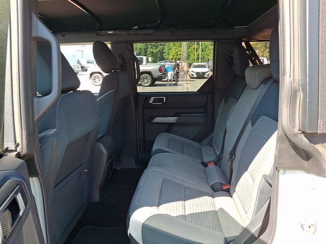 Used 2021 Ford Bronco Outer Banks AWD/4WD image 10