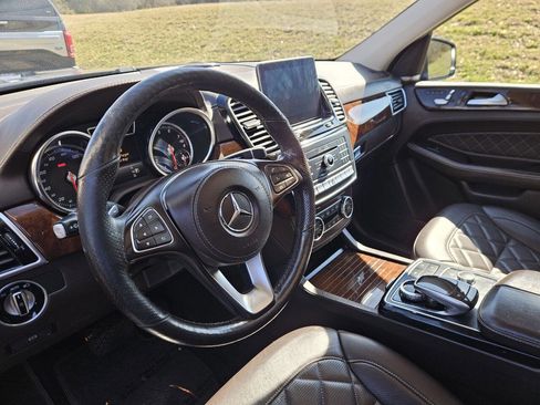 Used 2019 Mercedes-Benz GLS 450 4MATIC image 10