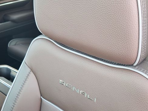 New 2026 GMC Sierra 2500 Denali image 18