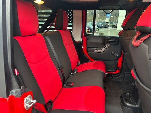 Used 2017 Jeep Wrangler Unlimited Sport image 11