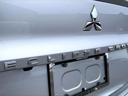 Used 2023 Mitsubishi Eclipse Cross SE image 32