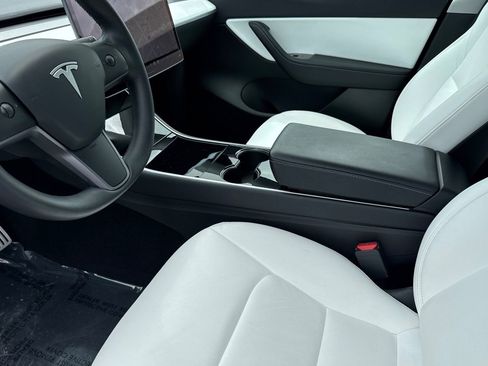 Used 2020 Tesla Model Y Performance AWD/4WD image 10