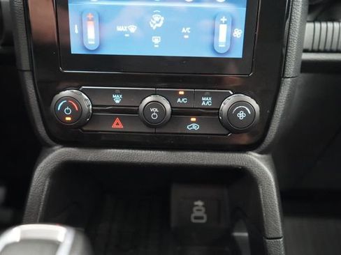 Used 2024 Ford Ranger XLT w/ Advanced Towing Package AWD/4WD image 31