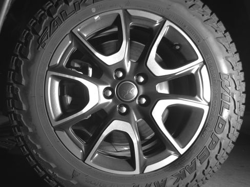 Used 2025 Jeep Compass Trailhawk AWD/4WD image 12