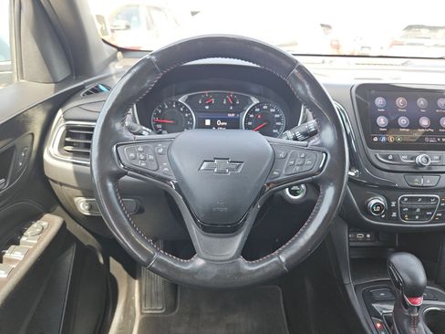 Used 2022 Chevrolet Equinox RS w/ RS Leather Package image 17