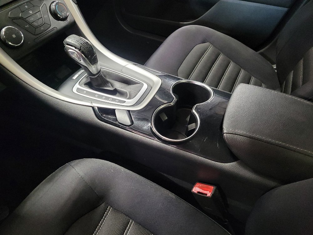 Used 2014 Ford Fusion SE FWD image 26