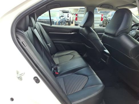 Used 2023 Toyota Camry SE FWD image 15