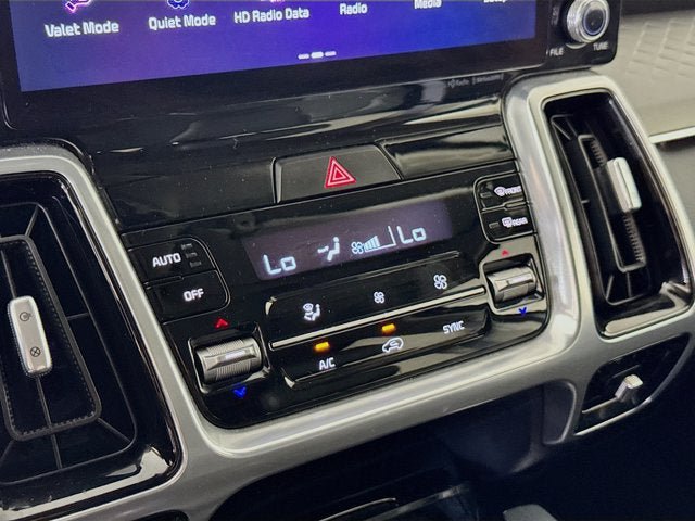 Certified 2023 Kia Sorento SX AWD/4WD image 16