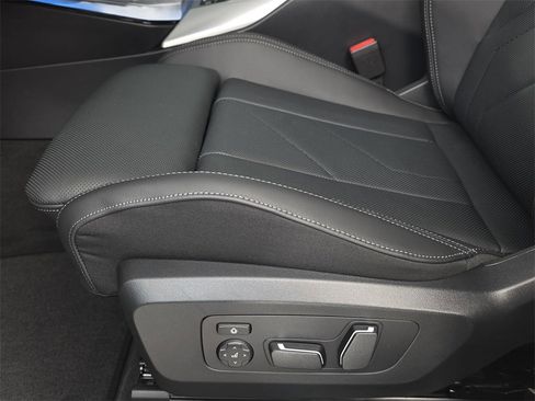 New 2026 BMW X3 M50 w/ Premium Package image 28