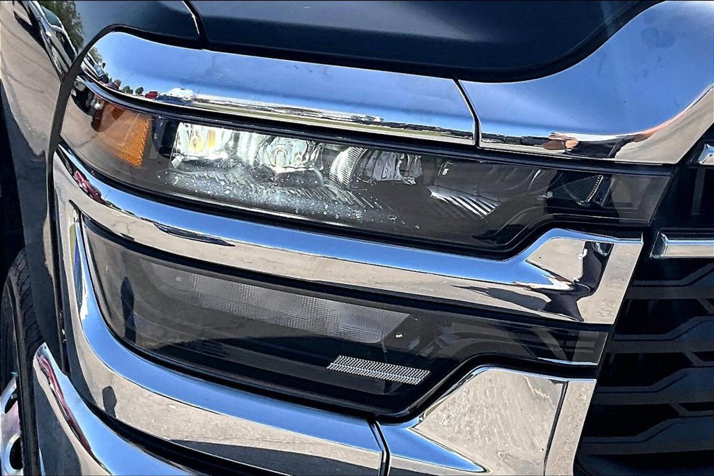Used 2026 RAM 3500 Tradesman AWD/4WD image 28