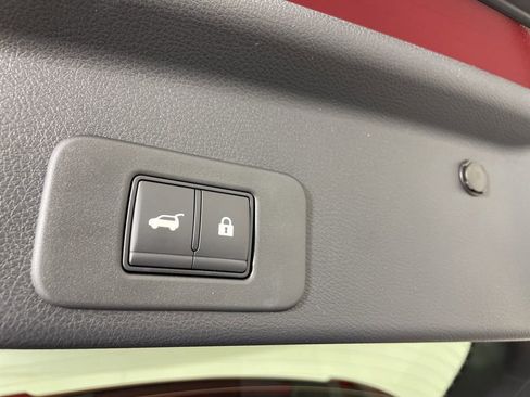 New 2025 Nissan Murano SL image 39