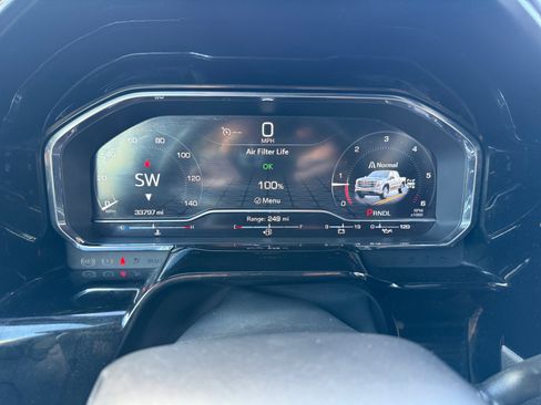 Used 2024 GMC Sierra 1500 Elevation image 11