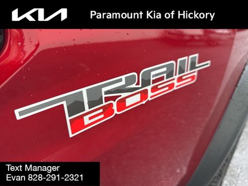 Used 2026 Chevrolet Colorado Trail Boss AWD/4WD image 10