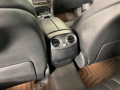 Used 2019 Mercedes-Benz GLC 300 4MATIC Coupe image 34