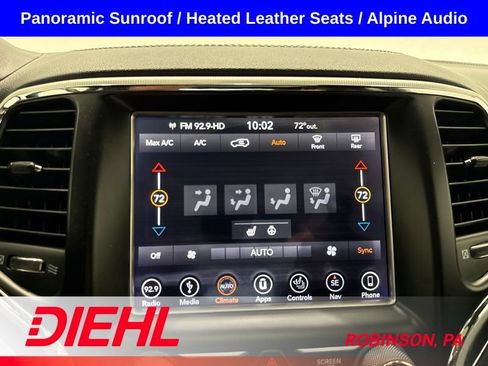Used 2018 Jeep Grand Cherokee Limited AWD/4WD image 32