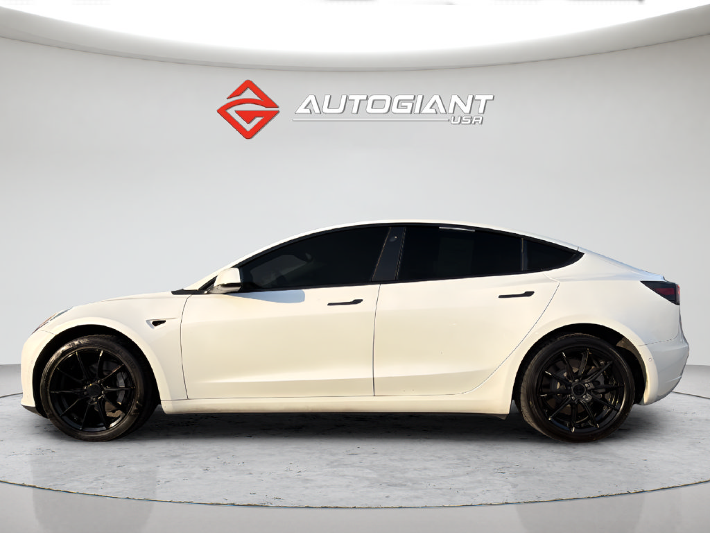 Used 2021 Tesla Model 3 Standard Range Plus RWD image 4