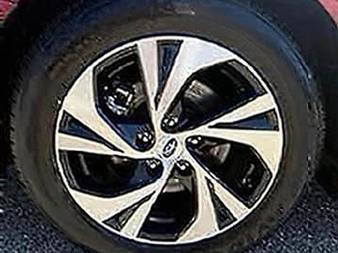 Certified 2025 Subaru Legacy Premium w/ Popular Package #1A AWD/4WD image 17