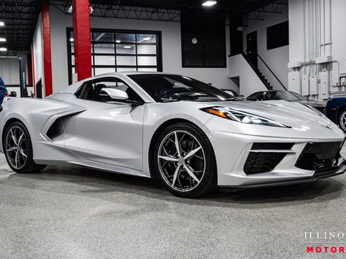 Used 2020 Chevrolet Corvette Stingray Premium Conv w/ 3LT Preferred Equipment Group image 38