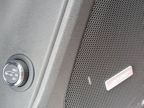 Certified 2020 Chevrolet Blazer RS image 32