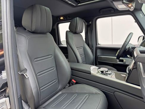 Used 2021 Mercedes-Benz G 550 image 42