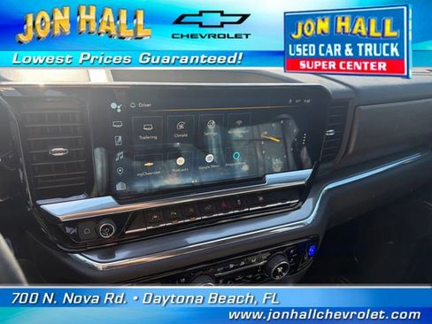 Used 2023 Chevrolet Silverado 1500 High Country w/ Technology Package AWD/4WD image 29