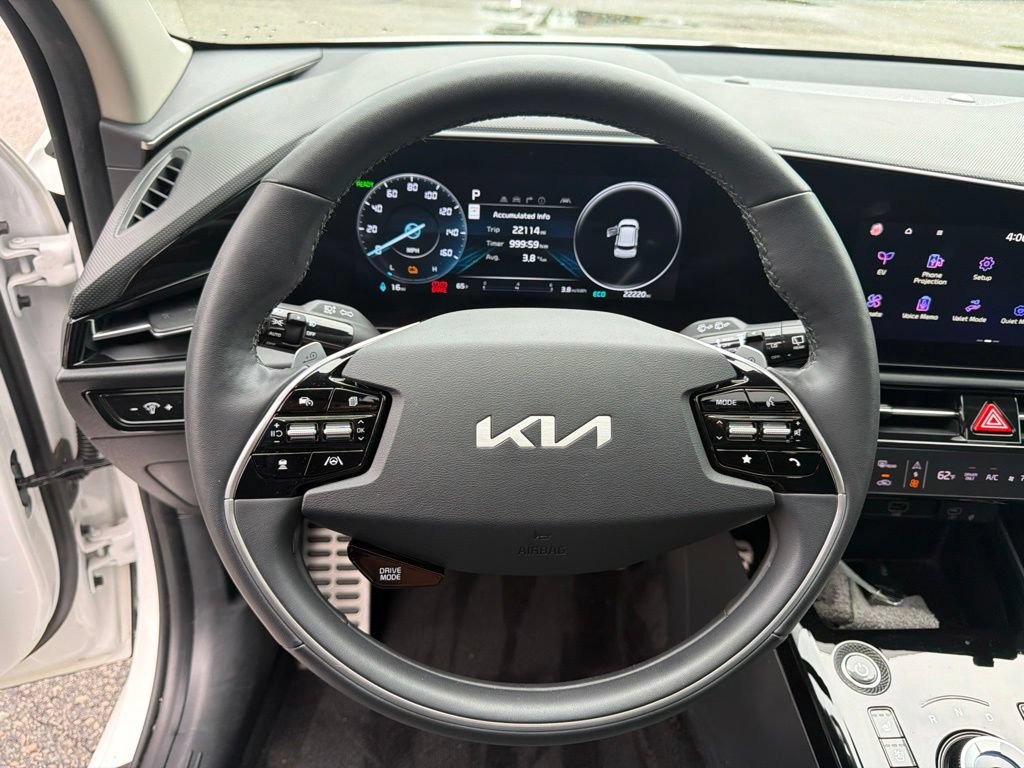 Certified 2023 Kia Niro Wave FWD image 15