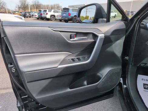 Certified 2025 Toyota RAV4 XLE image 17