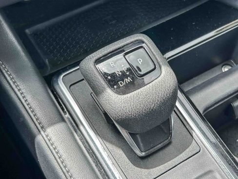 Certified 2024 Nissan Pathfinder SL w/ SL Premium Package FWD image 21