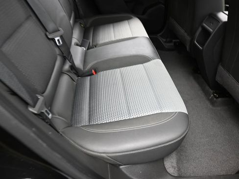 Used 2025 Chevrolet Trax LT w/ Driver Confidence Package image 34