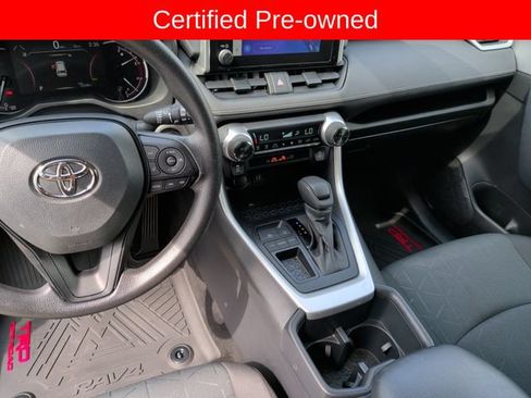 Certified 2025 Toyota RAV4 XLE FWD image 21