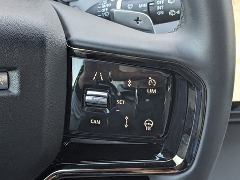 Used 2026 Land Rover Range Rover Evoque S image 24