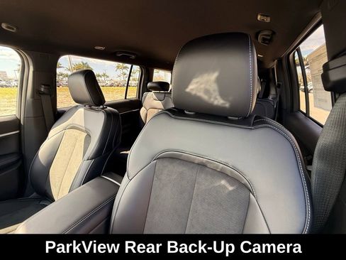 New 2026 Jeep Grand Cherokee L 4WD image 24