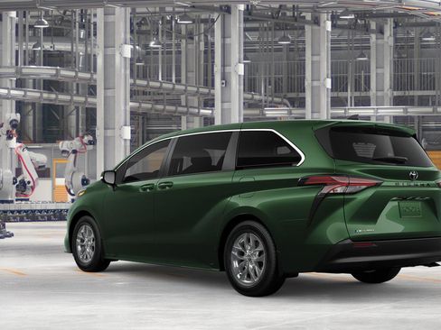 New 2026 Toyota Sienna LE AWD/4WD image 6