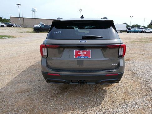 New 2026 Ford Explorer ST-Line AWD/4WD image 7