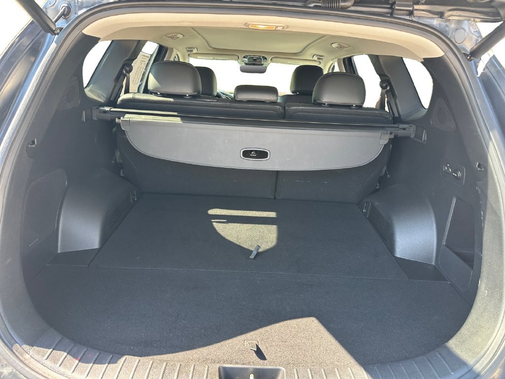 Used 2023 Hyundai Santa Fe SEL w/ Premium Package FWD image 23