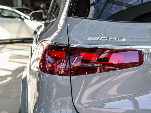 New 2026 Mercedes-Benz GLS 63 AMG 4MATIC image 12