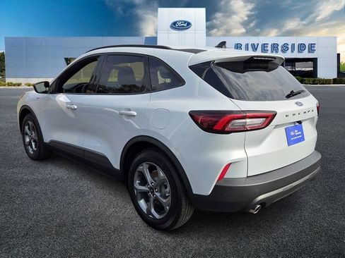 Certified 2025 Ford Escape ST-Line image 5